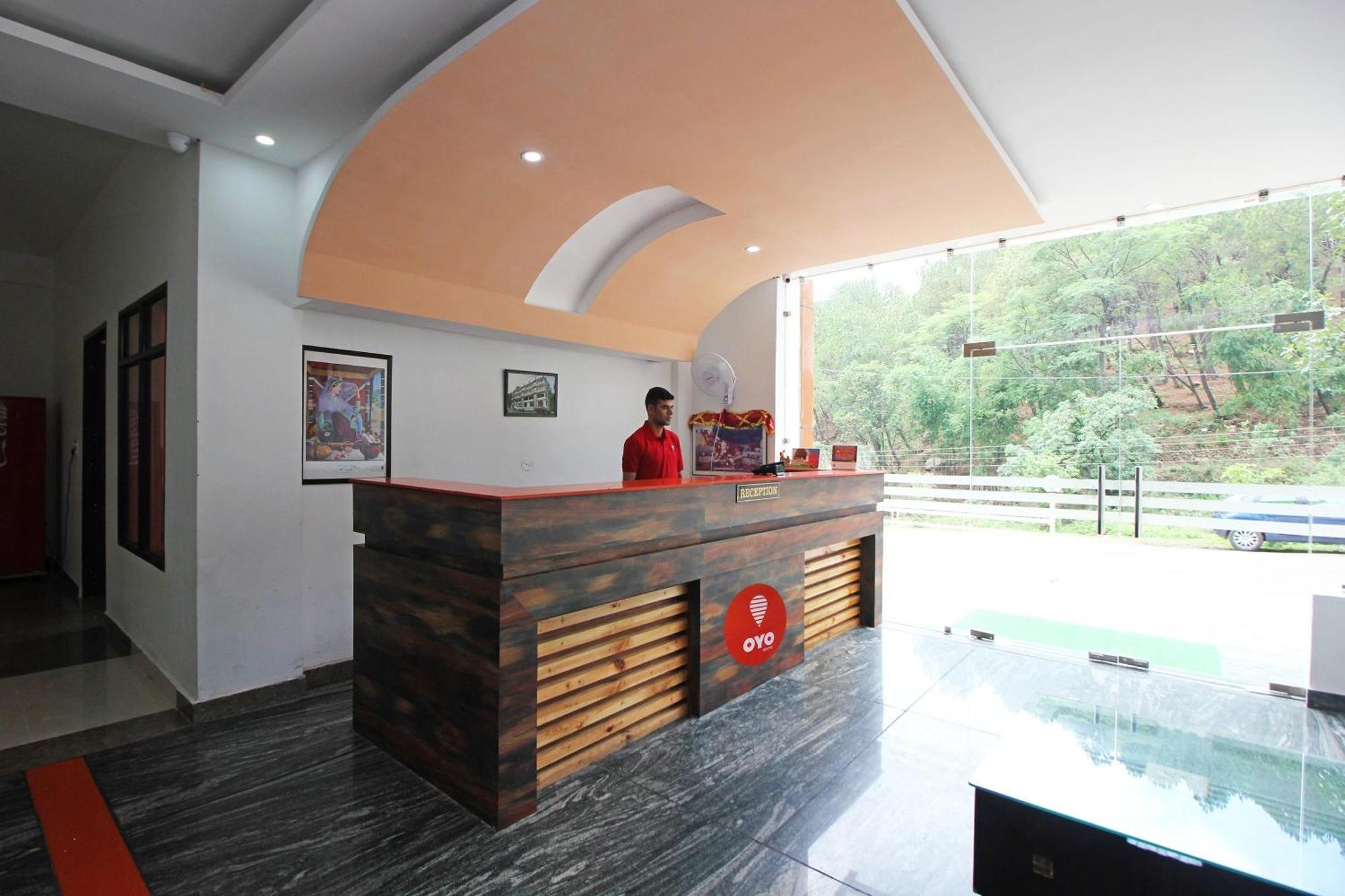 Oyo Hotel Chandni Дармсала Экстерьер фото